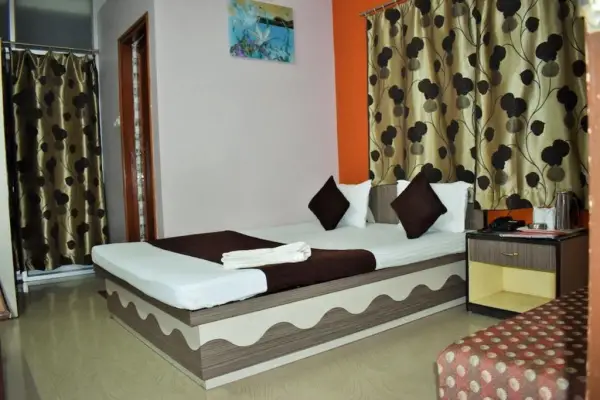 Hotel Debjyoti