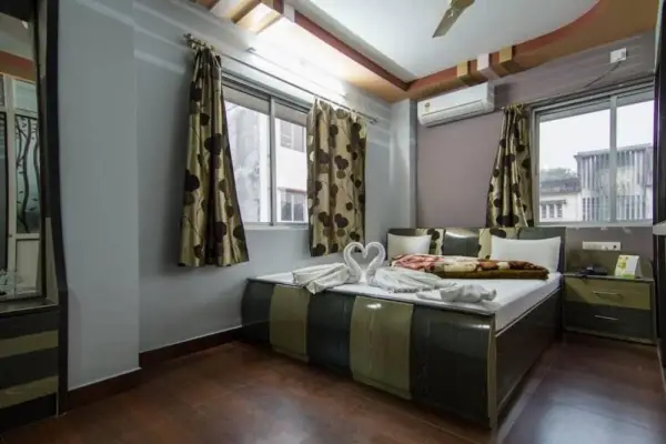 Hotel Debjyoti 10